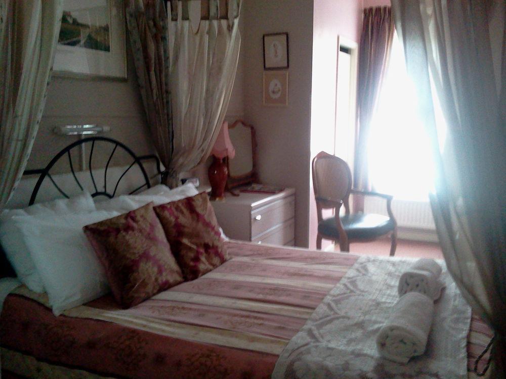 Chad Hill Hotel Sandown Kültér fotó